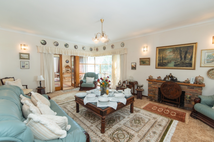 5 Bedroom Property for Sale in Framesby Eastern Cape